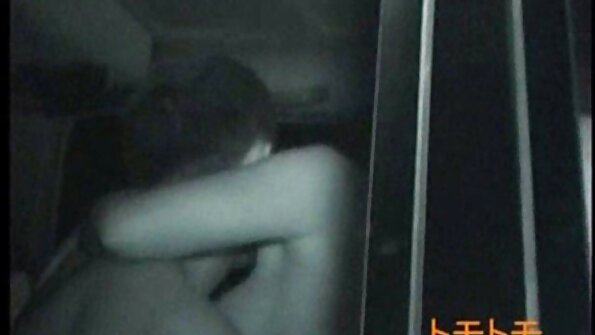 فتاة سكس مترجم عربي مساج مسكينة مرتبطة بشجرة ومارس الجنس حفنة من الهزات القديمة